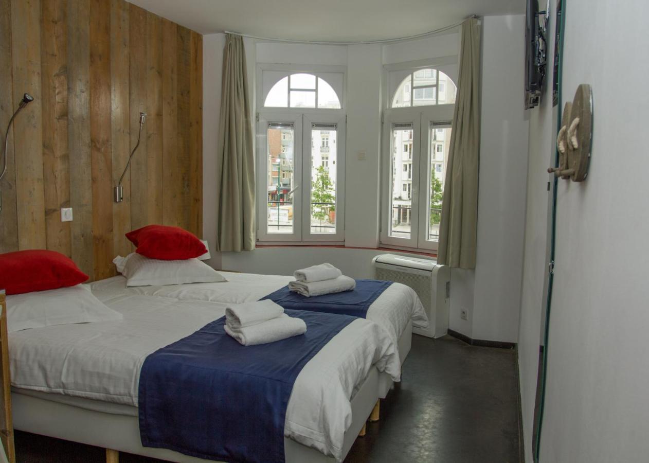 Hotel Aan Zee De Panne Kültér fotó